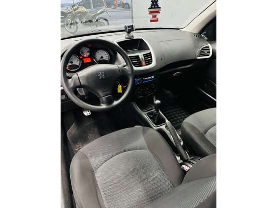 PEUGEOT-207-1.4 XR SPORT SW 8V FLEX 4P MANUAL PEUGEOT-207-2011