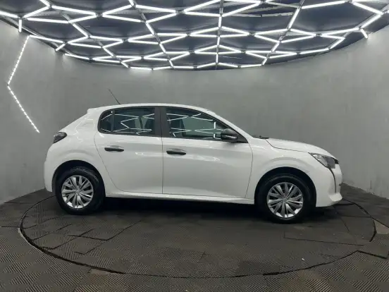 PEUGEOT-208-2023