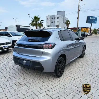 PEUGEOT-208-2022