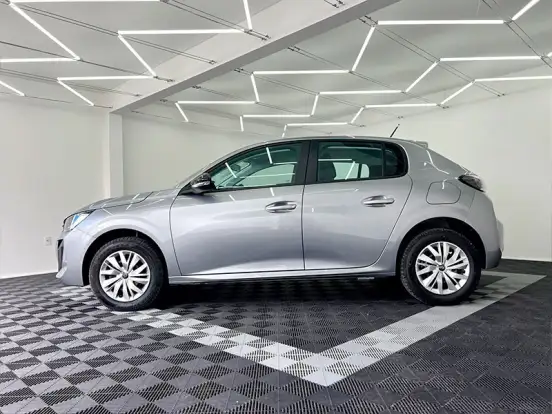 PEUGEOT-208-2025