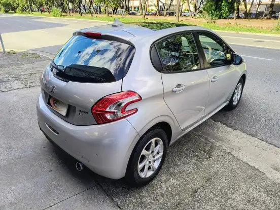 PEUGEOT-208-1.5 ALLURE 8V FLEX 4P MANUAL PEUGEOT-208-2015