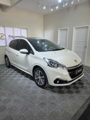 PEUGEOT 208 1.6 GRIFFE 16V FLEX 4P AUTOMÁTICO