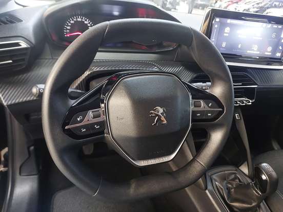 PEUGEOT-208-2024