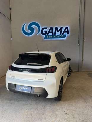 PEUGEOT-208-2024