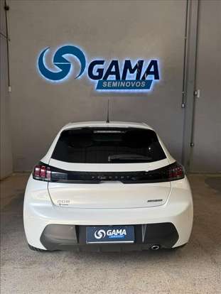 PEUGEOT-208-2024