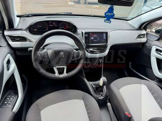 PEUGEOT-208-1.5 ALLURE 8V FLEX 4P MANUAL PEUGEOT-208-2015