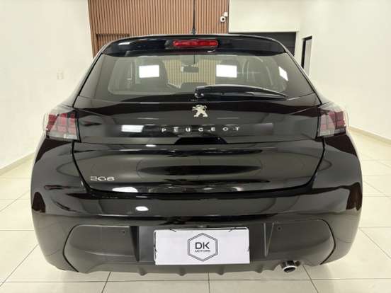 PEUGEOT-208-2021