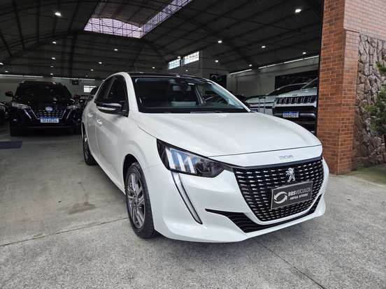 PEUGEOT-208-2022