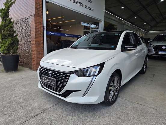 PEUGEOT-208-2022