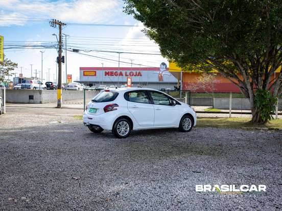 PEUGEOT-208-1.6 ALLURE 16V FLEX 4P AUTOMÁTICO PEUGEOT-208-2017