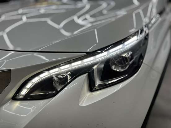 PEUGEOT-3008-1.6 GRIFFE THP 16V GASOLINA 4P AUTOMÁTICO PEUGEOT-3008-2018