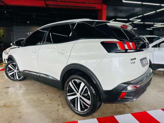 PEUGEOT-3008-1.6 GRIFFE THP 16V GASOLINA 4P AUTOMÁTICO PEUGEOT-3008-2018