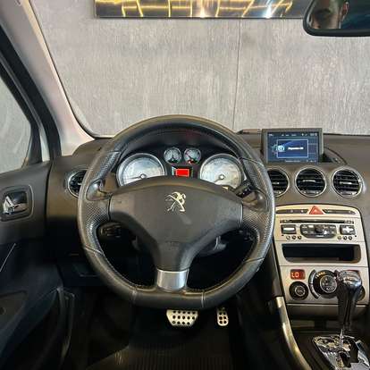 PEUGEOT-308-2015
