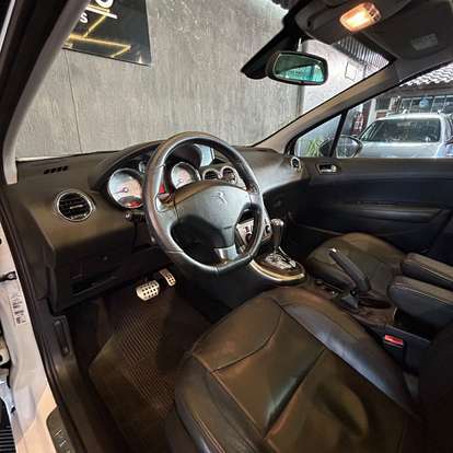 PEUGEOT-308-2015