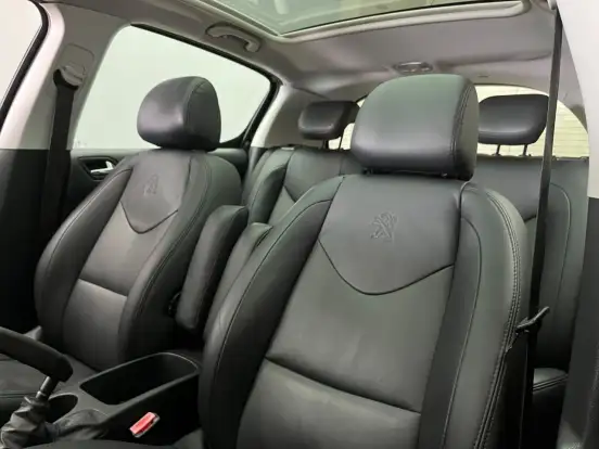 PEUGEOT-308-2013