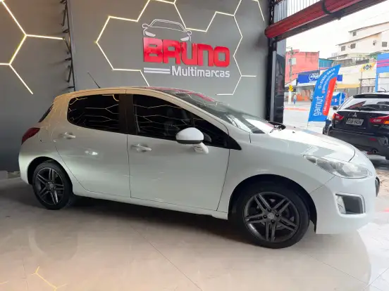 PEUGEOT-308-2012