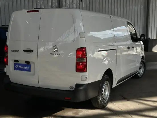 PEUGEOT-EXPERT-2021