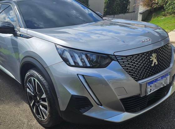 PEUGEOT 2008 50 KW ELÉTRICO E-GT