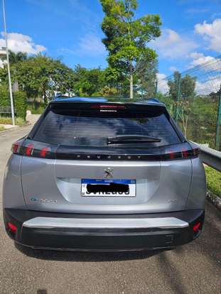 PEUGEOT-2008-50 KW ELÉTRICO E-GT PEUGEOT-2008-2023