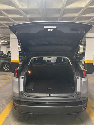 PEUGEOT-3008-2020