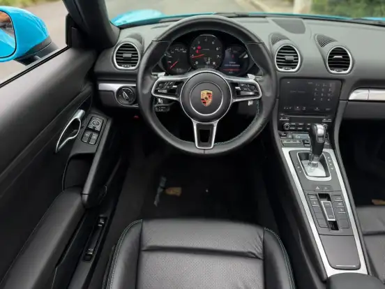PORSCHE-718-2019