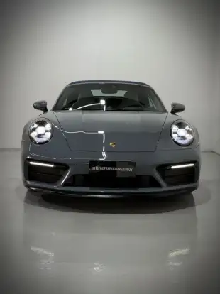 PORSCHE-911-2024