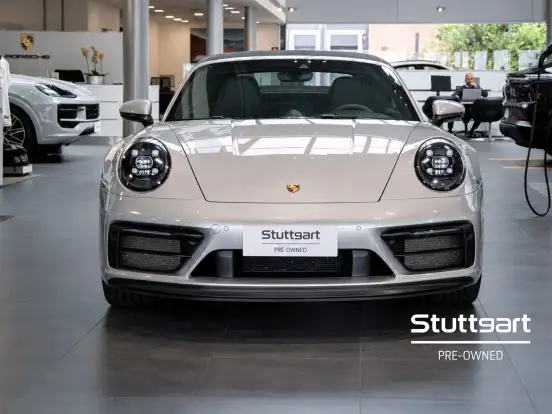 PORSCHE-911-2023