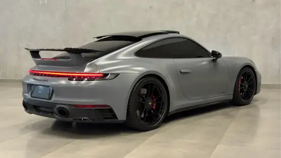 PORSCHE-911-2024