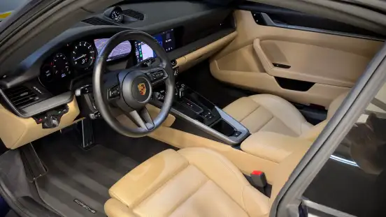 PORSCHE-911-2020