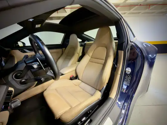 PORSCHE-911-2020