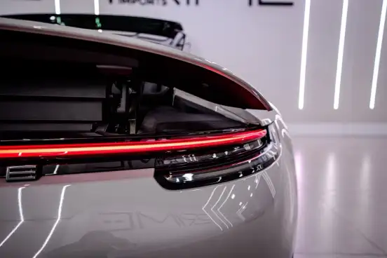 PORSCHE-911-2024