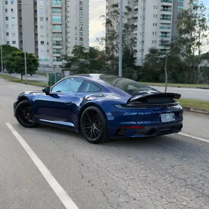 PORSCHE-911-2023