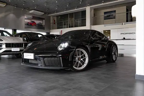 PORSCHE-911-2025
