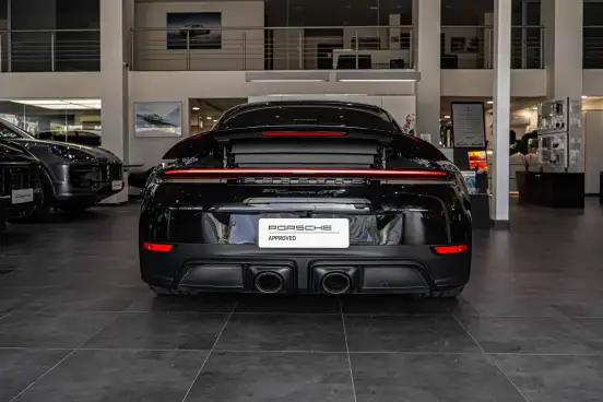 PORSCHE-911-2025