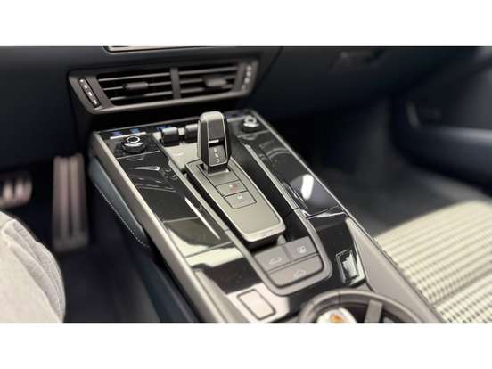 PORSCHE-911-3.0 24V H6 GASOLINA CARRERA PDK PORSCHE-911-2025