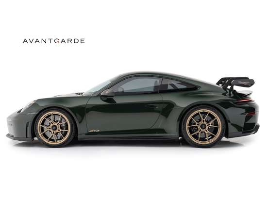 PORSCHE-911-2025
