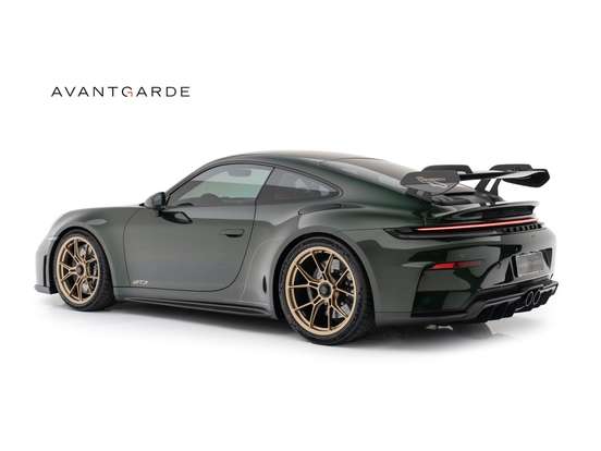 PORSCHE-911-2025