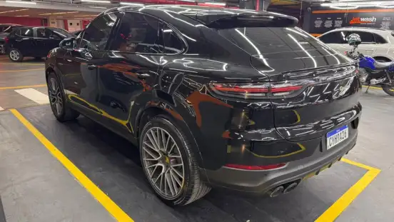 PORSCHE-CAYENNE-2023