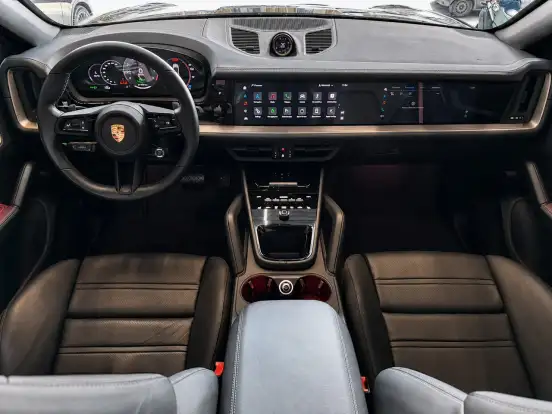 PORSCHE-CAYENNE-2024
