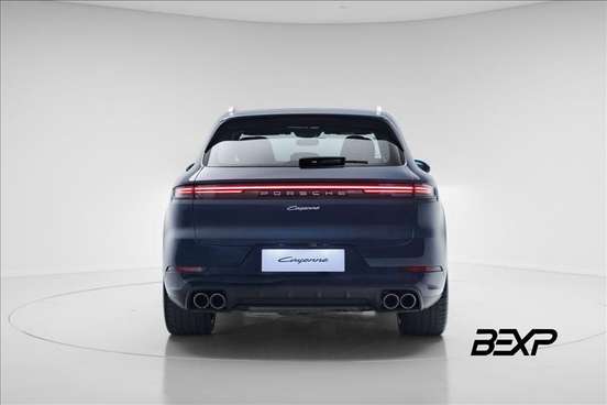 PORSCHE-CAYENNE-2025
