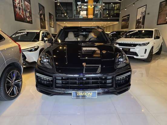 PORSCHE-CAYENNE-2019