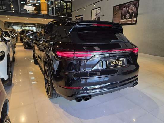 PORSCHE-CAYENNE-2019