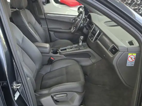 PORSCHE-MACAN-2.0 16V GASOLINA 4P AUTOMÁTICO PORSCHE-MACAN-2016