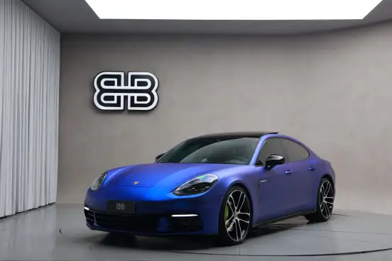 PORSCHE-PANAMERA-2019