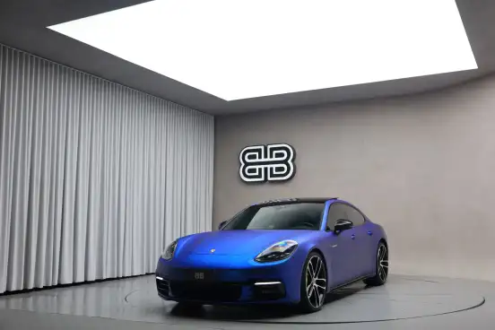 PORSCHE-PANAMERA-2019
