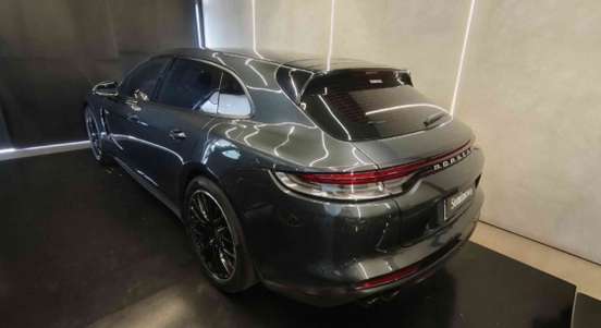 PORSCHE-PANAMERA-2023