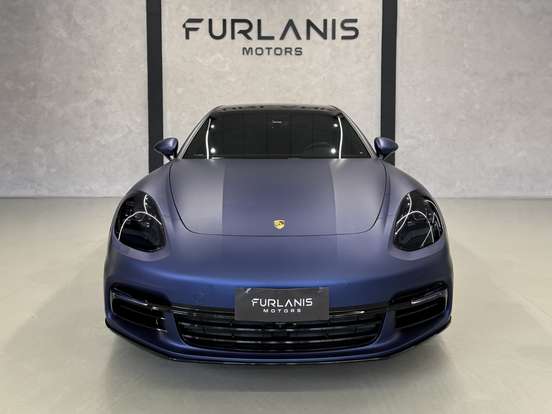 PORSCHE-PANAMERA-2017
