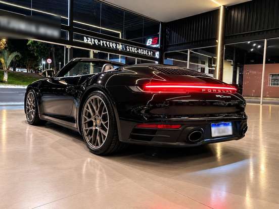 PORSCHE-911-2024