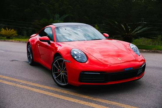 PORSCHE-911-2021
