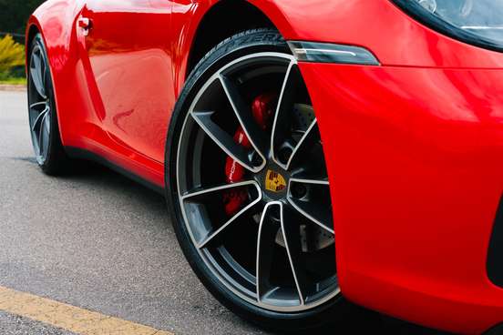 PORSCHE-911-2021